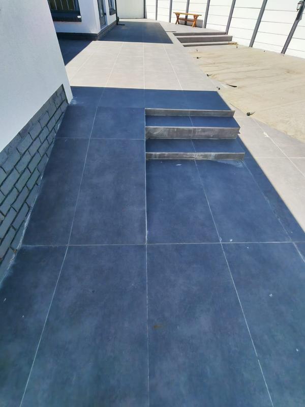 5 Bedroom Property for Sale in Welgelegen Western Cape